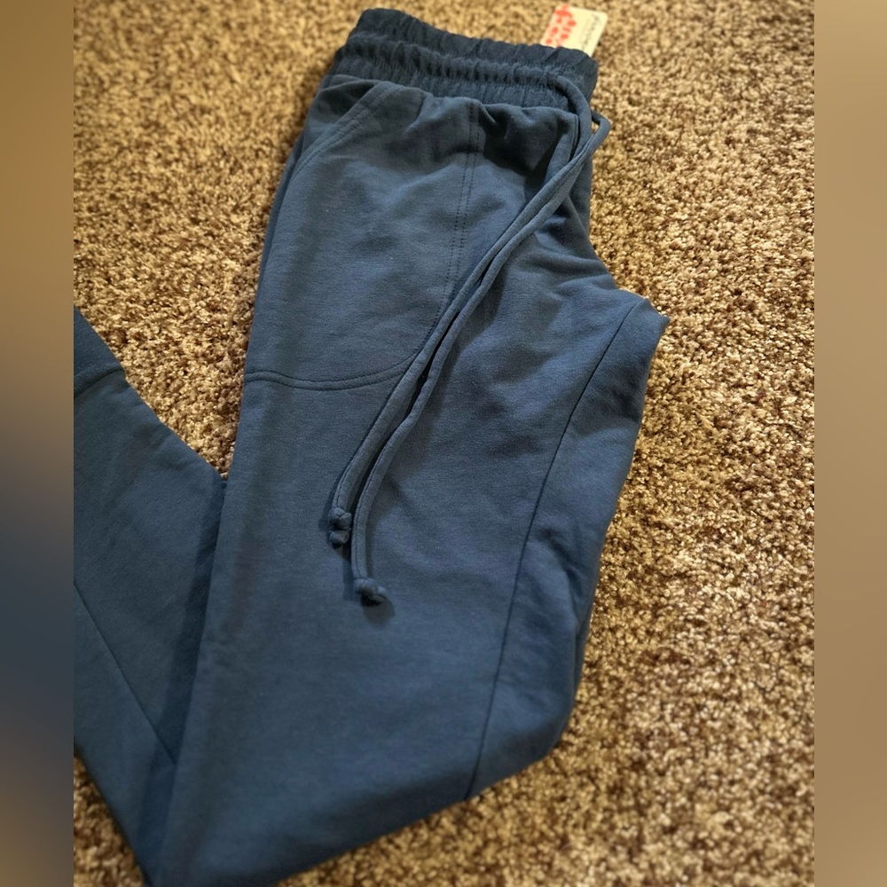 Free People Movement joggers NWT